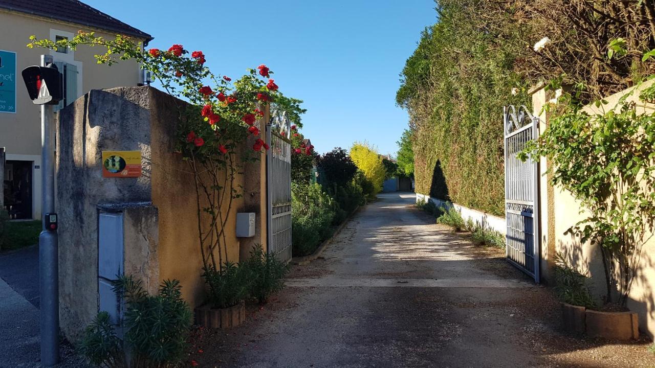 Gite Mercues Exterior photo
